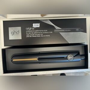 GHD original performance styler flat iron.